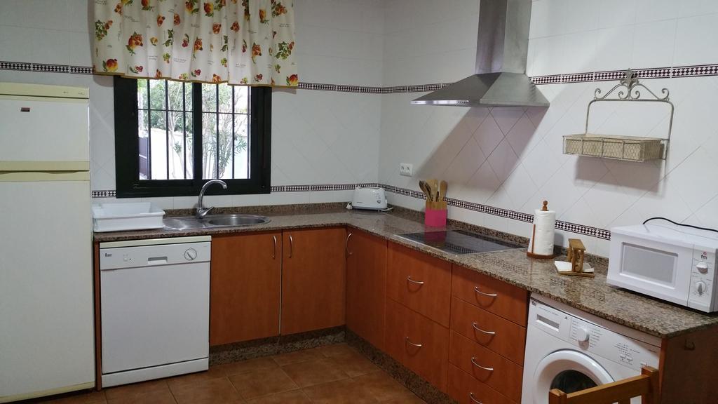 Chalet Las Adelfas Chaparrillo Конил-де-ла-Фронтера Екстериор снимка